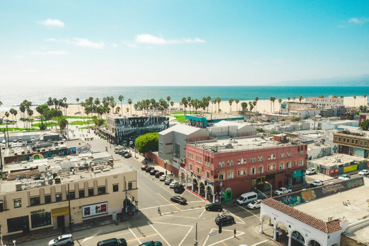 Leaving LA – How to Make It Easier?