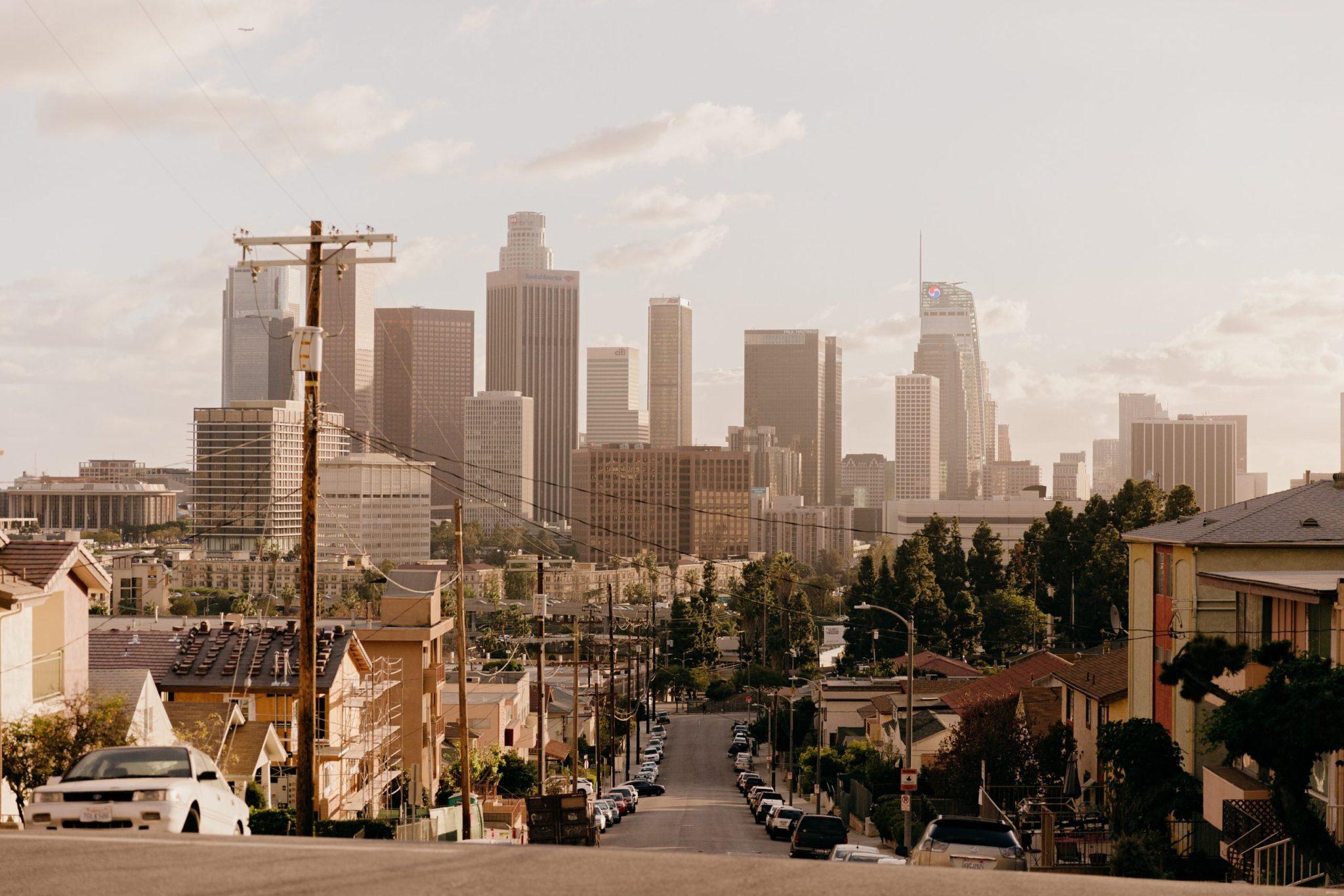 Meeting Your Neighbors in LA After the Move