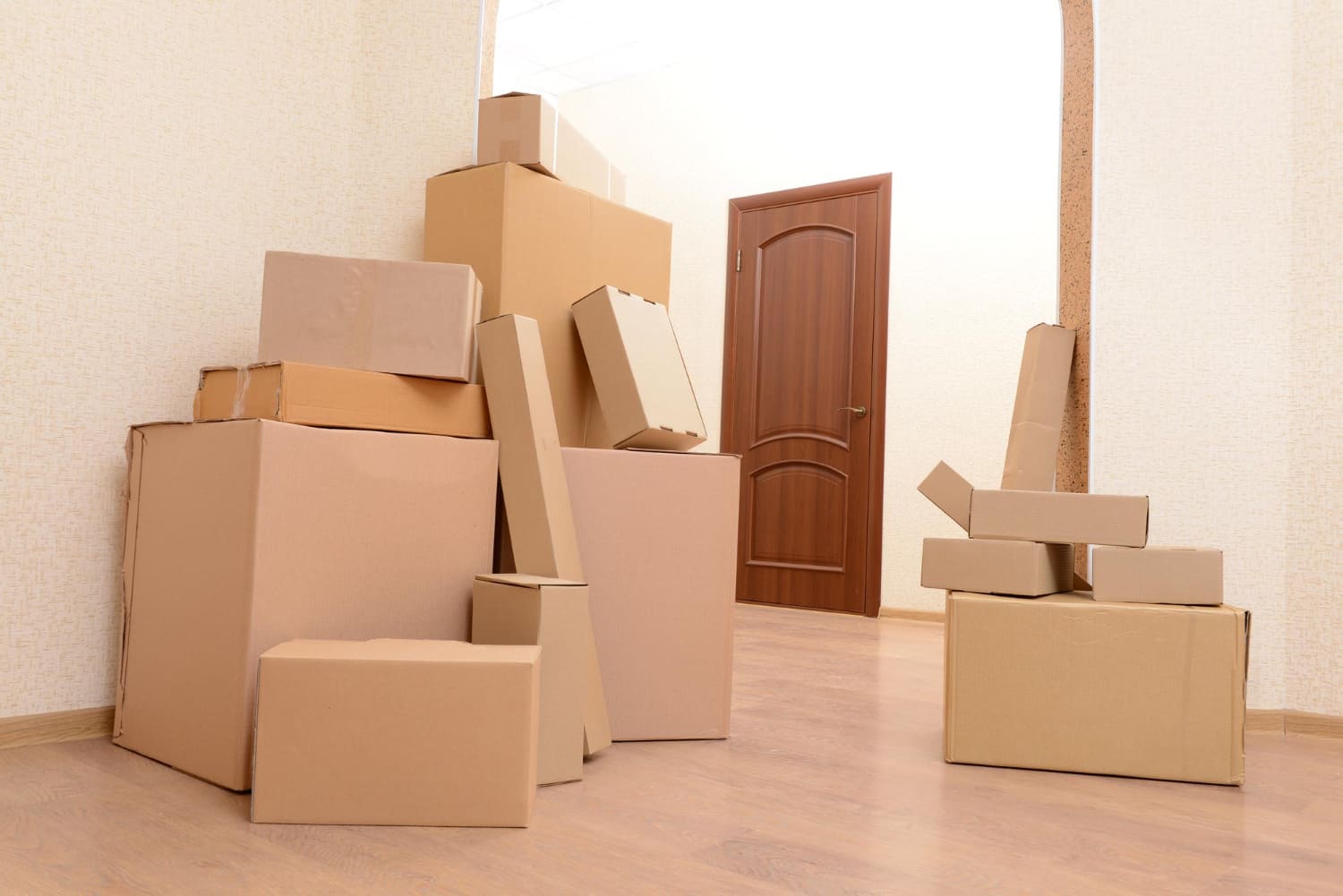 Moving Boxes Near Me - Free vs Paid Options in LA