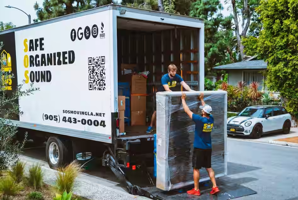 San Francisco moving company crew at work